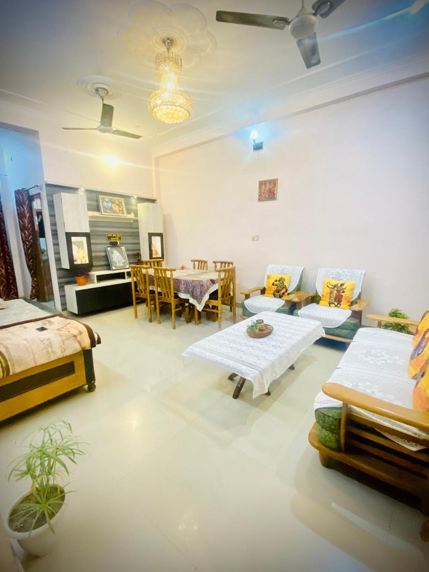 Rudra_Homestay Varanasi Bagian luar foto