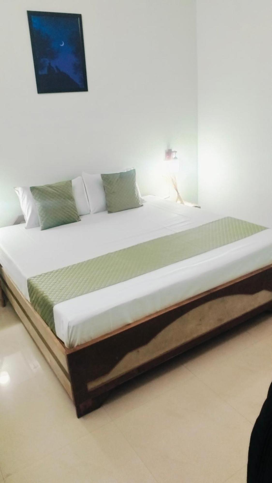 Rudra_Homestay Varanasi Ruang foto
